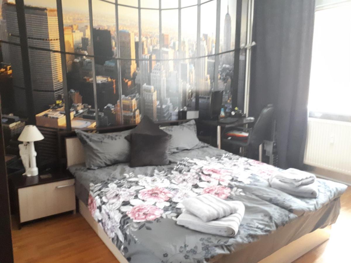 New York - Guest Room Near The Airport, Transport Possibility Sofia Bagian luar foto